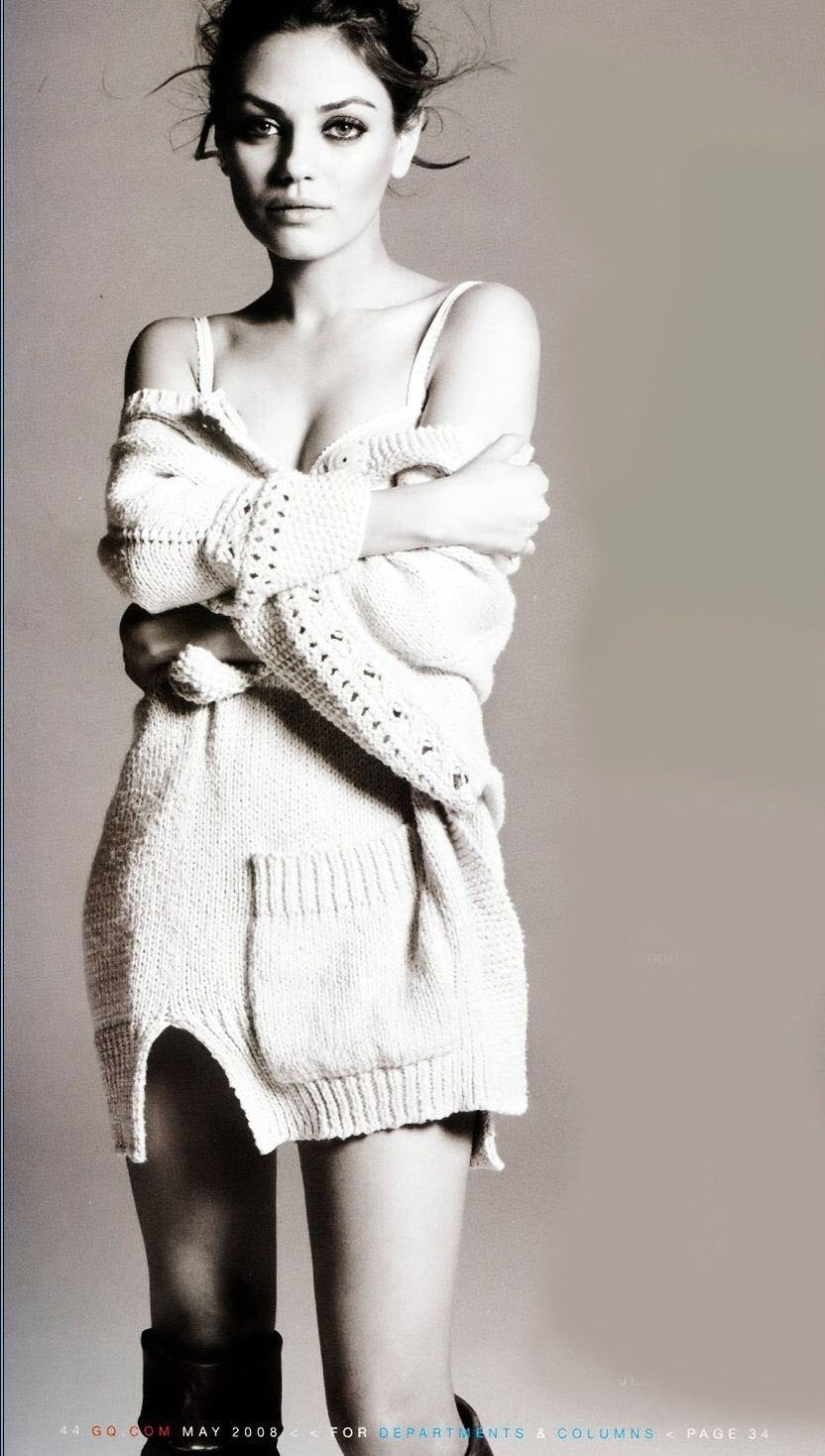 Mila Kunis nude. Photo - 20