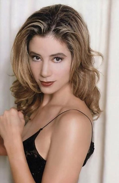 Mira Sorvino nude. Photo - 1