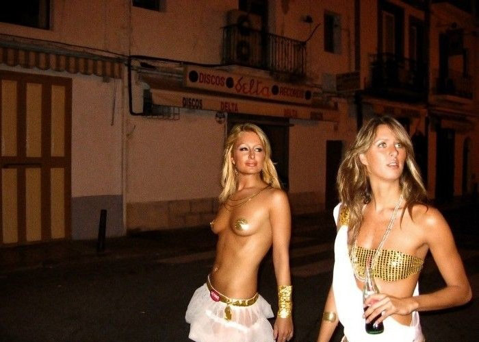 Paris Hilton nude. Photo - 83