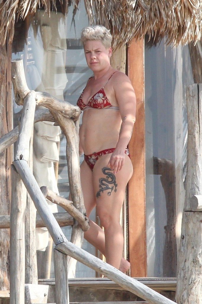 Pink nude. Photo - 30