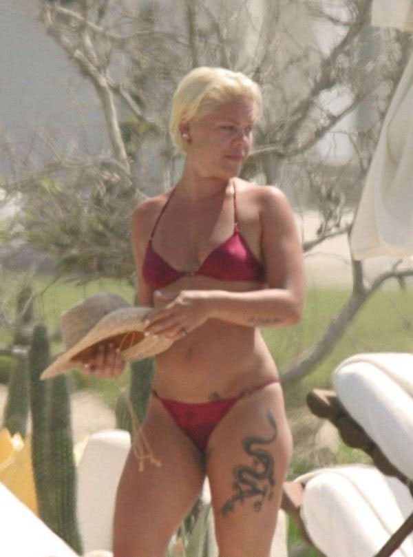 Pink nude. Photo - 5