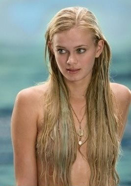 Sara Paxton nude. Photo - 3