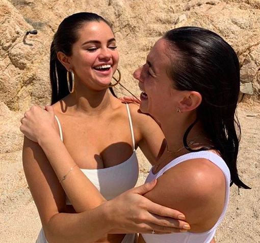 Selena Gomez nude. Photo - 22