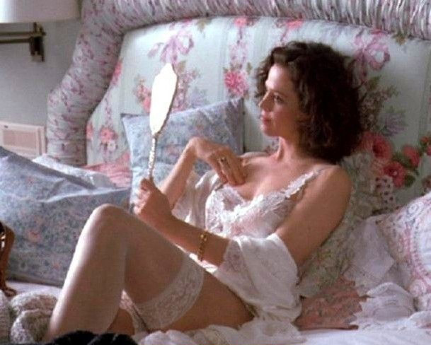 Sigourney Weaver nude. Photo - 17