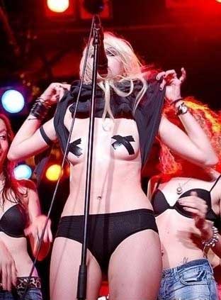 Taylor Momsen nude. Photo - 7