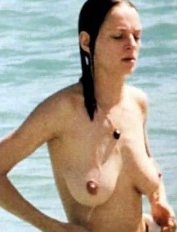 Uma Thurman nude. Photo - 11