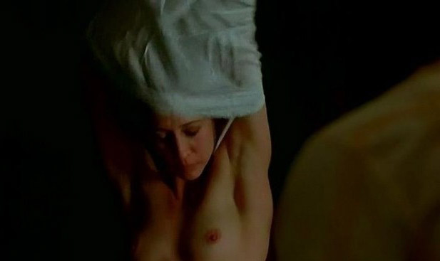 Vera Farmiga nude. Photo - 25